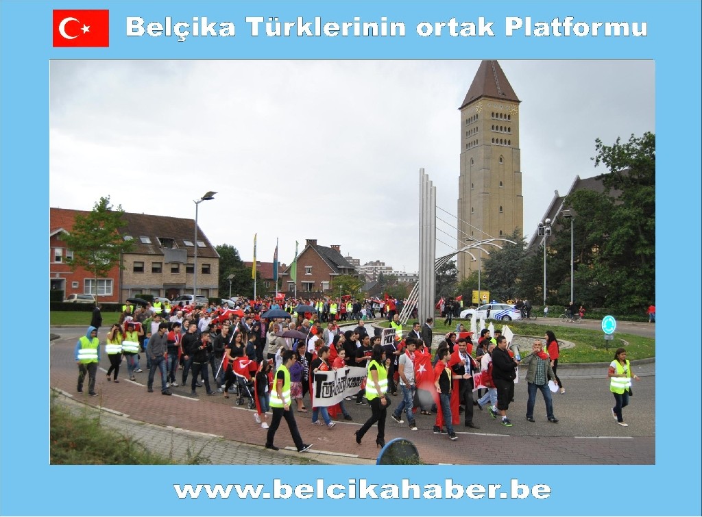ŞEHİTLER İÇİN GENK'TE ANMA VE YÜRÜYÜŞ DÜZENLENDİ