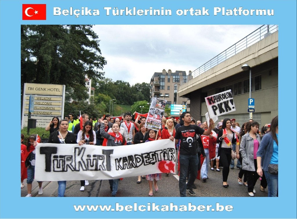 ŞEHİTLER İÇİN GENK'TE ANMA VE YÜRÜYÜŞ DÜZENLENDİ