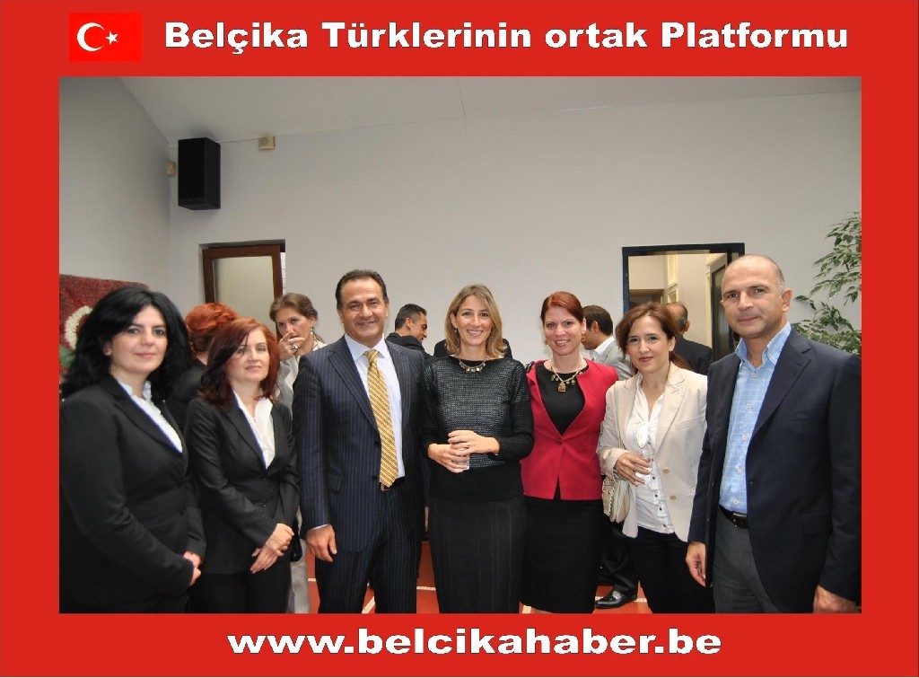 DİYANET VAKFI'NDA BAYRAMLAŞMA COŞKUSU