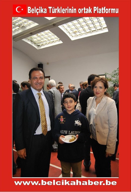 DİYANET VAKFI'NDA BAYRAMLAŞMA COŞKUSU