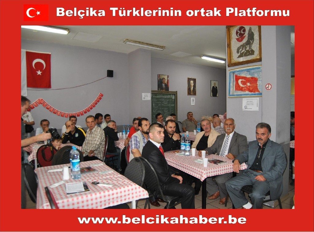 ÜLKÜCÜLER BRÜKSEL'DE BİRLİKTELİK SERGİLEDİLER