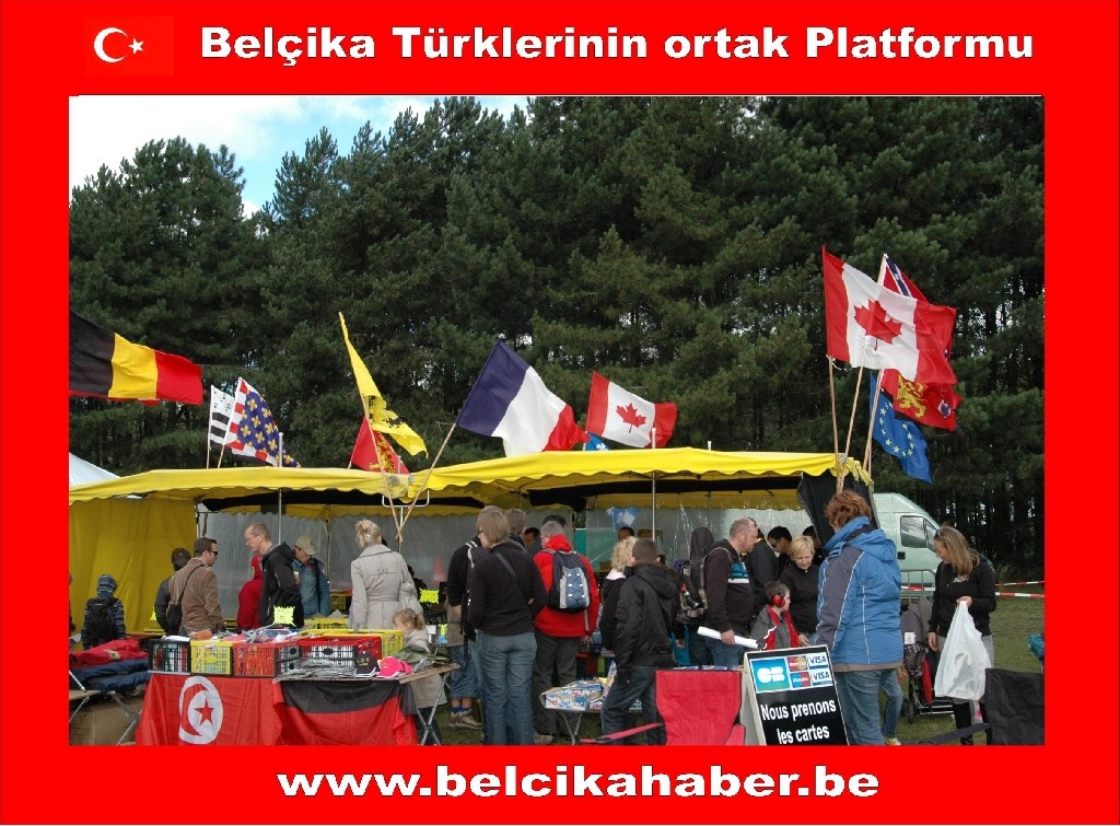 TÜRK SOLO BELÇİKA SEMALARINDAKİ GÖSTERİSİYLE NEFESLERİ KESTİ