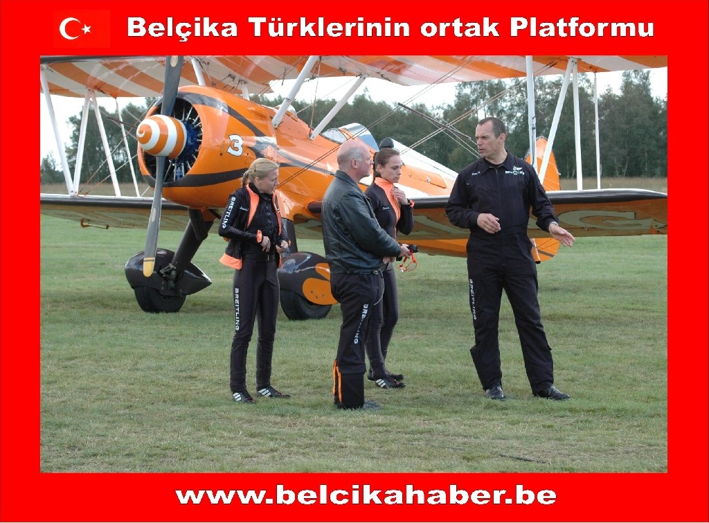 TÜRK SOLO BELÇİKA SEMALARINDAKİ GÖSTERİSİYLE NEFESLERİ KESTİ