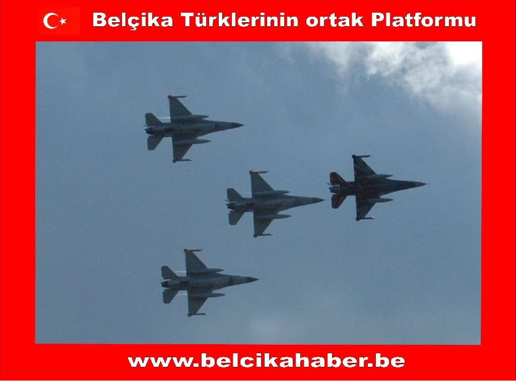 TÜRK SOLO BELÇİKA SEMALARINDAKİ GÖSTERİSİYLE NEFESLERİ KESTİ