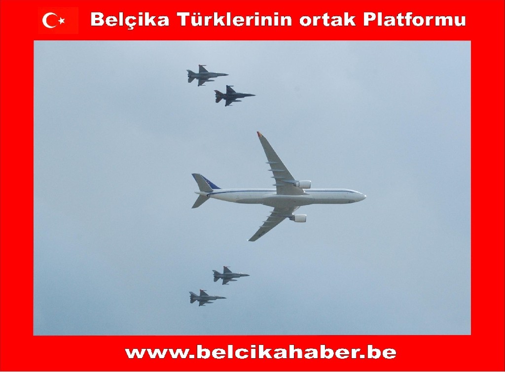 TÜRK SOLO BELÇİKA SEMALARINDAKİ GÖSTERİSİYLE NEFESLERİ KESTİ