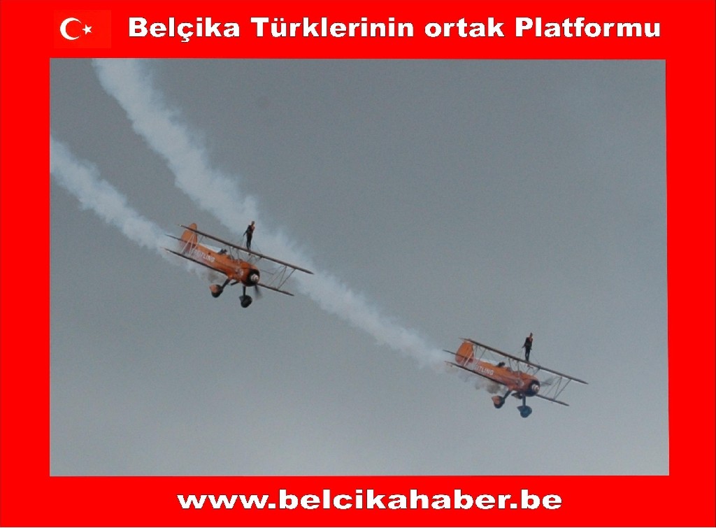 TÜRK SOLO BELÇİKA SEMALARINDAKİ GÖSTERİSİYLE NEFESLERİ KESTİ