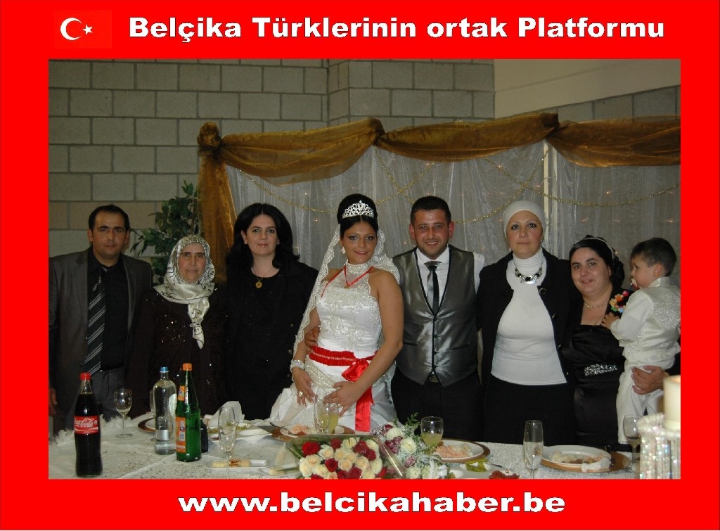 ÇİĞDEM İLE MEHMET GÖRKEMLİ BİR DÜĞÜNLE DÜNYAEVİNE GİRDİ