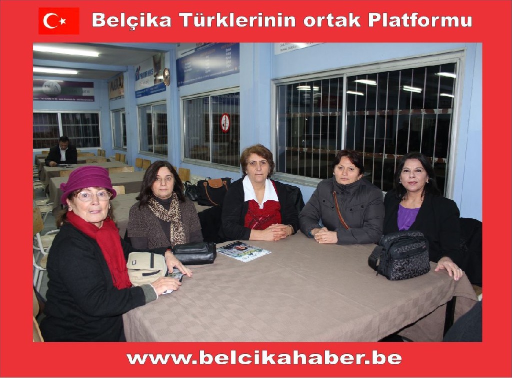 ANVERS'TE VATANDAŞLAR EMEKLİLİK VE SOSYAL HAKLAR KONUSUNDA BİLGİLENDİRİLDİ