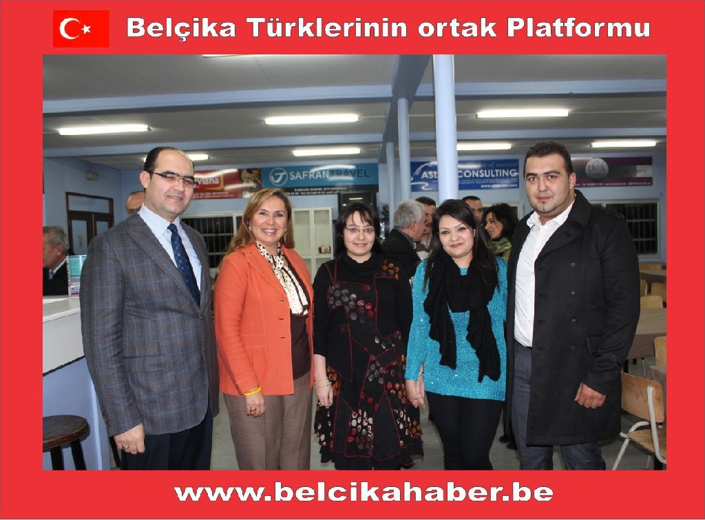 ANVERS'TE VATANDAŞLAR EMEKLİLİK VE SOSYAL HAKLAR KONUSUNDA BİLGİLENDİRİLDİ