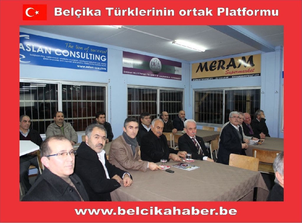 ANVERS'TE VATANDAŞLAR EMEKLİLİK VE SOSYAL HAKLAR KONUSUNDA BİLGİLENDİRİLDİ