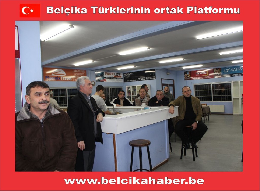 ANVERS'TE VATANDAŞLAR EMEKLİLİK VE SOSYAL HAKLAR KONUSUNDA BİLGİLENDİRİLDİ