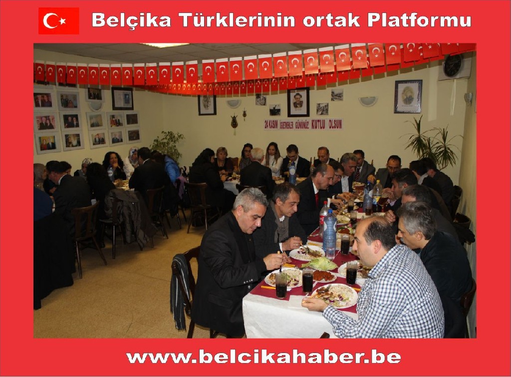 ÖĞRETMENLER GÜNÜ BERİNGEN MÜZİK KULÜP'DE DE KUTLANDI