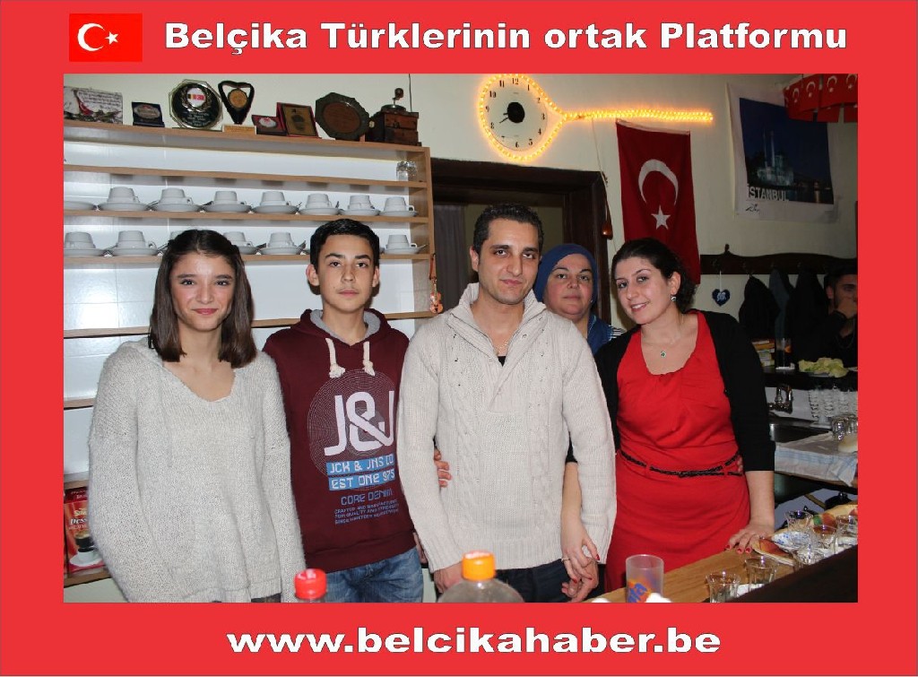 ÖĞRETMENLER GÜNÜ BERİNGEN MÜZİK KULÜP'DE DE KUTLANDI