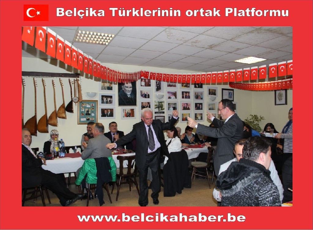 ÖĞRETMENLER GÜNÜ BERİNGEN MÜZİK KULÜP'DE DE KUTLANDI