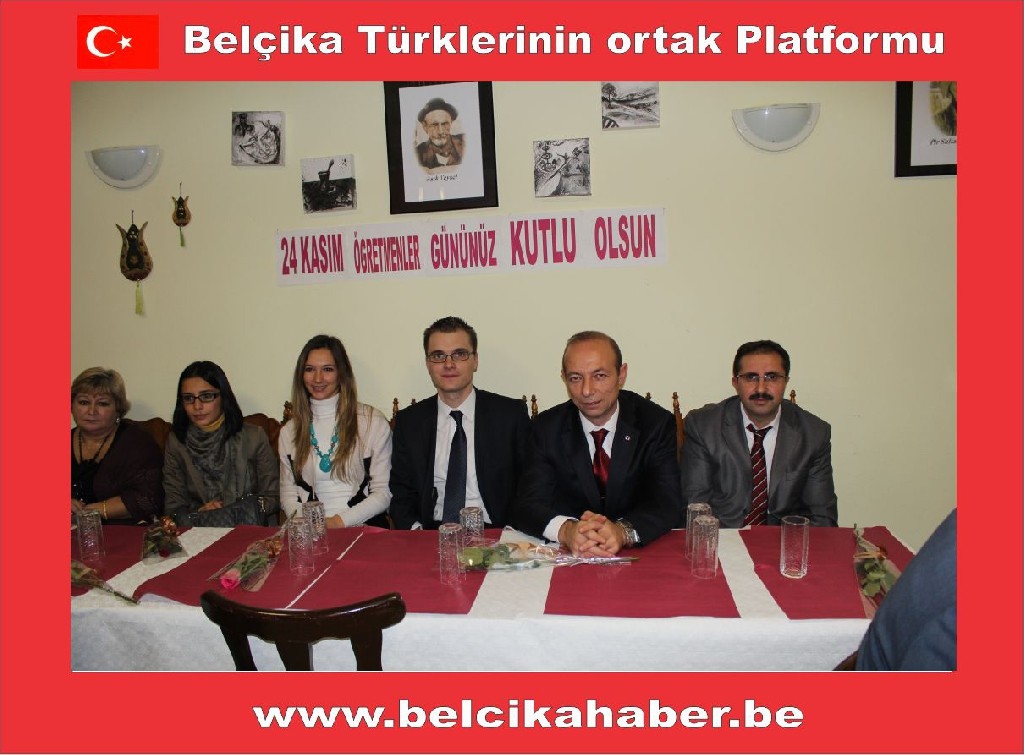 ÖĞRETMENLER GÜNÜ BERİNGEN MÜZİK KULÜP'DE DE KUTLANDI