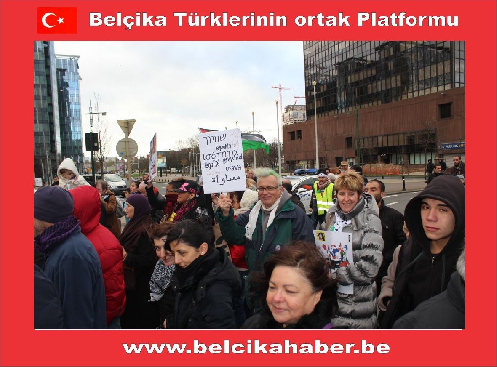 SİYONİST İSRAİL'İN GAZZA KATLİAMI BRÜKSEL'DEN PROTESTO EDİLDİ