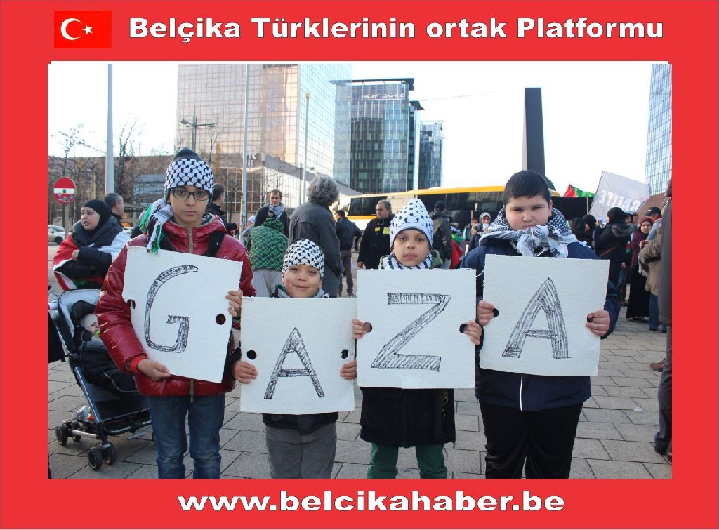 SİYONİST İSRAİL'İN GAZZA KATLİAMI BRÜKSEL'DEN PROTESTO EDİLDİ