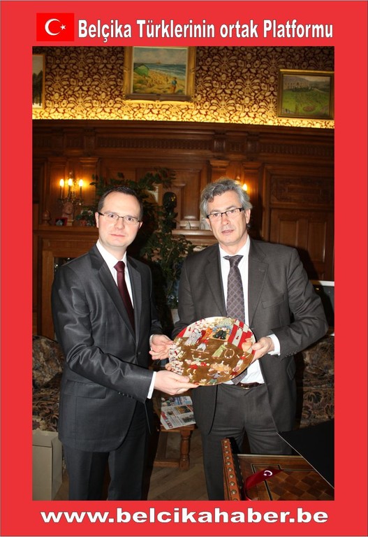 BAŞKONSOLOS ULUSOY'DAN SCHAERBEEK VE EVERE BELEDİYE BAŞKANLARINA NEZAKET ZİYARETİ