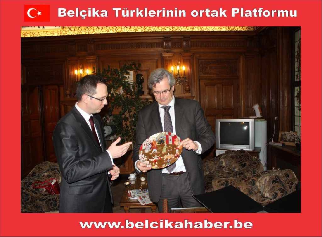 BAŞKONSOLOS ULUSOY'DAN SCHAERBEEK VE EVERE BELEDİYE BAŞKANLARINA NEZAKET ZİYARETİ
