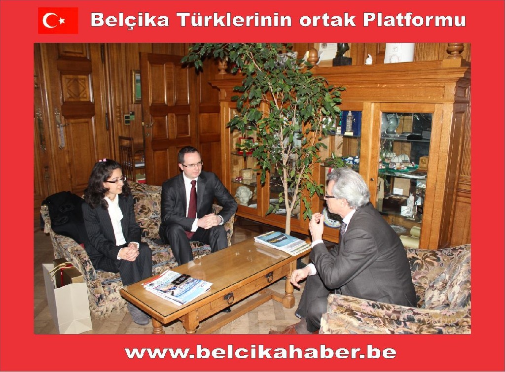BAŞKONSOLOS ULUSOY'DAN SCHAERBEEK VE EVERE BELEDİYE BAŞKANLARINA NEZAKET ZİYARETİ