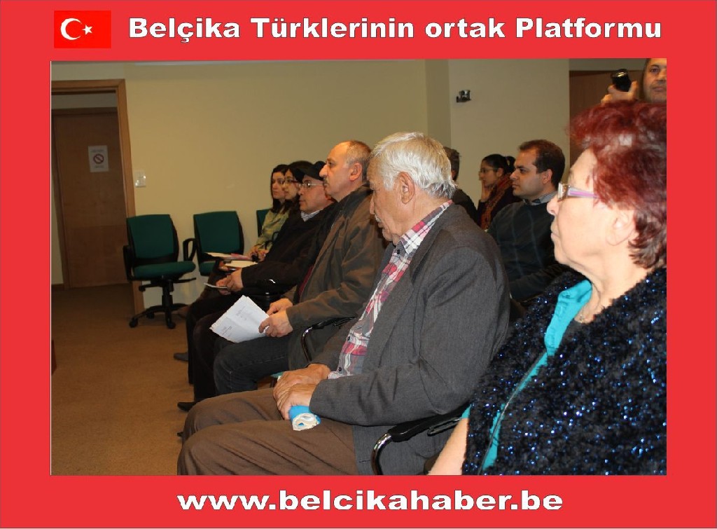 BRÜKSEL'DE VATANDAŞLAR EMEKLİLİK VE SOSYAL HAKLAR KONUSUNDA BİLGİLENDİRİLDİ