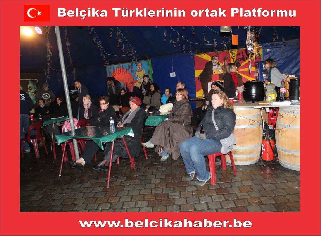 TURKISH LADY FOLKLÖR EKİBİ BELÇİKALILARDAN BOL BOL ALKIŞ ALDI