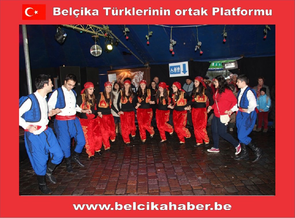 TURKISH LADY FOLKLÖR EKİBİ BELÇİKALILARDAN BOL BOL ALKIŞ ALDI