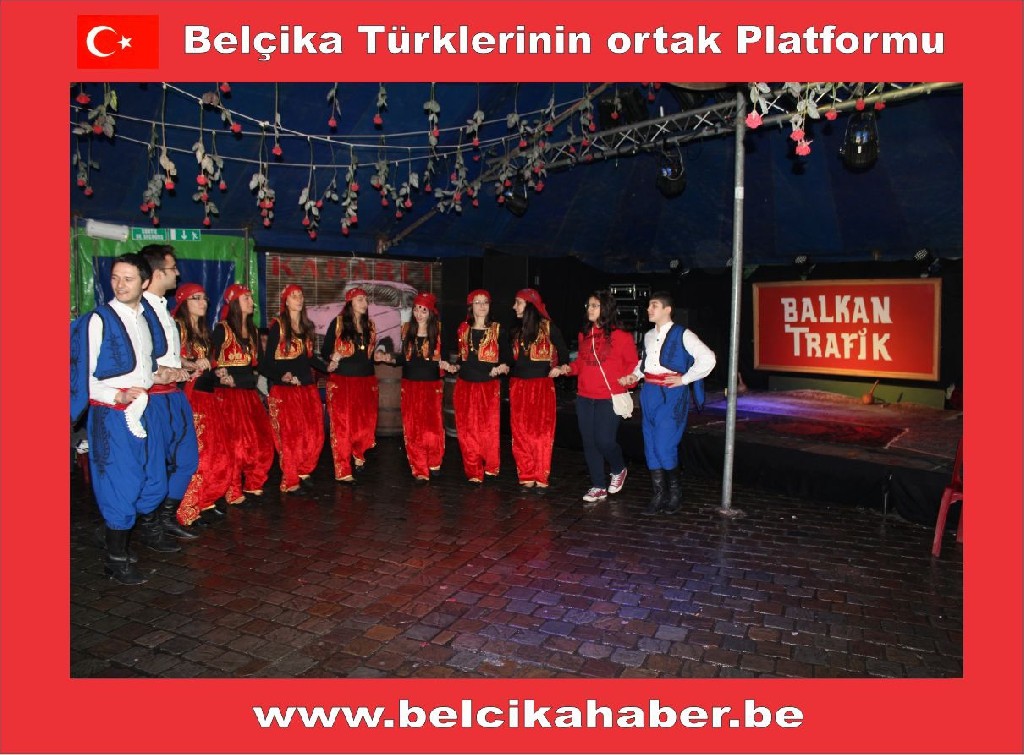 TURKISH LADY FOLKLÖR EKİBİ BELÇİKALILARDAN BOL BOL ALKIŞ ALDI