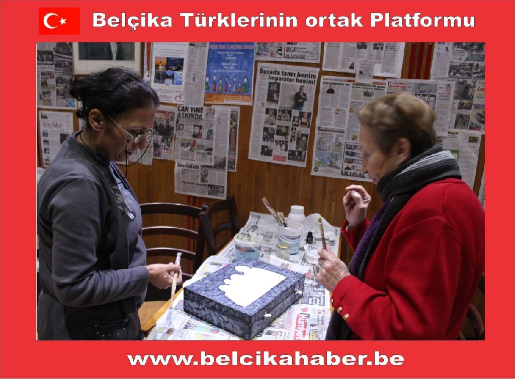 BELÇİKA TÜRK KADINLAR BİRLİĞİ KURSİYERLERİ YEMEKTE BULUŞtU
