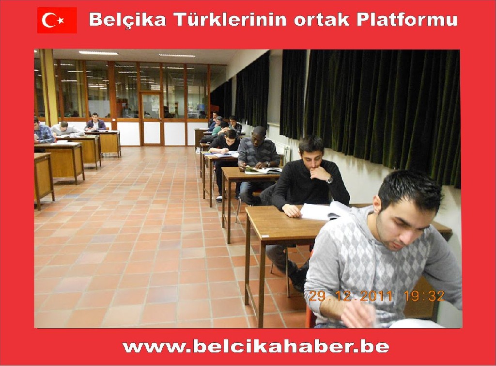 YENİ YILA DERS ÇALIŞARAK GİRDİLER