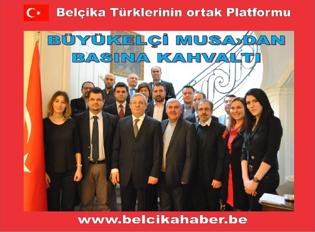 BÜYÜKELÇİ MUSA  KONUTUNDA GAZETECİLERE KAHVALTI  VERDİ