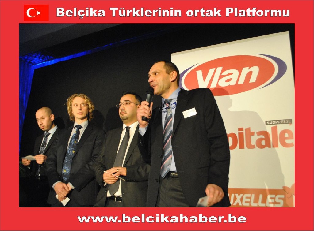 VLAN GAZETESİ ÖDÜLLERİ SAHİPLERİNE TÖRENLE VERİLDİ