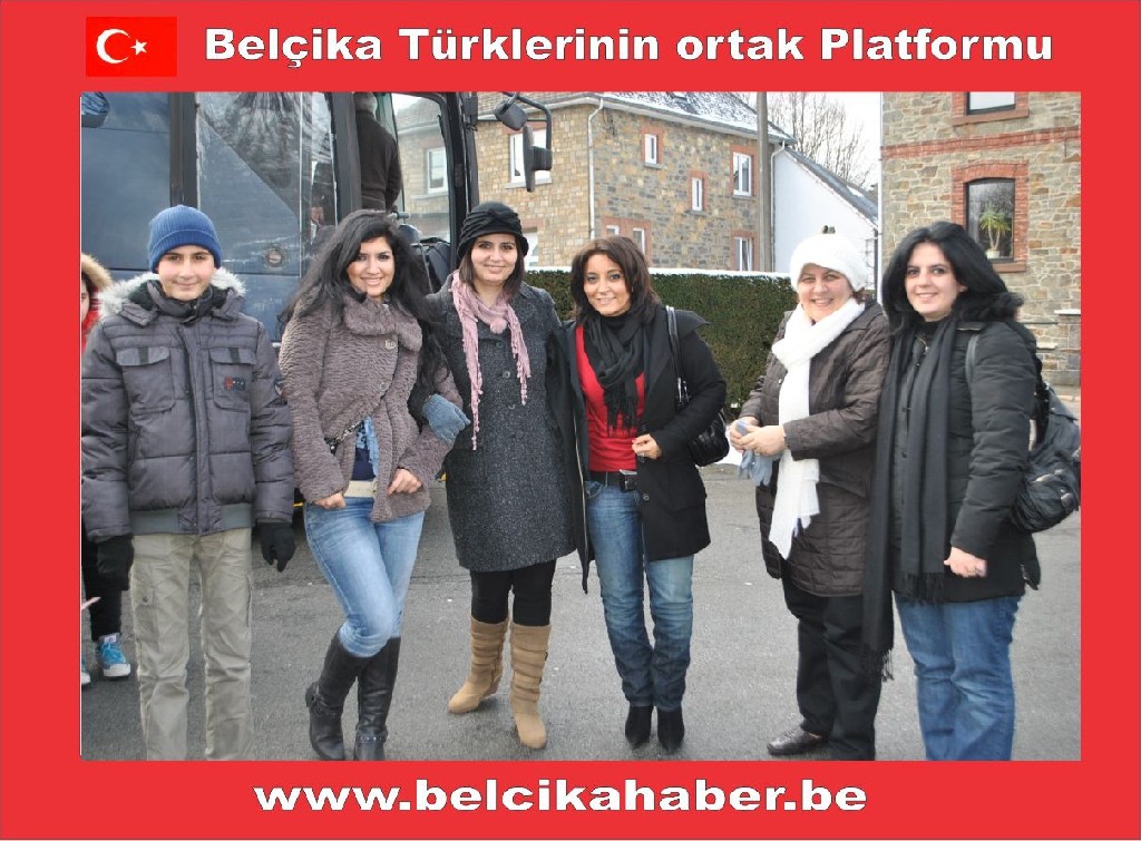 BELÇİKA FAYMONVILLE TÜRK KARNAVALINDA COŞKU VARDI