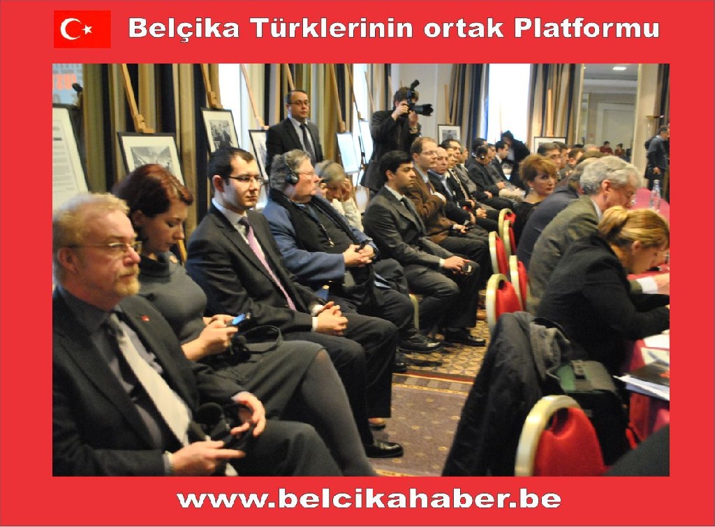 AZERBAYCAN BÜYÜKELÇİLİĞİ HOCALI ŞEHİTLERİNİ ANDI