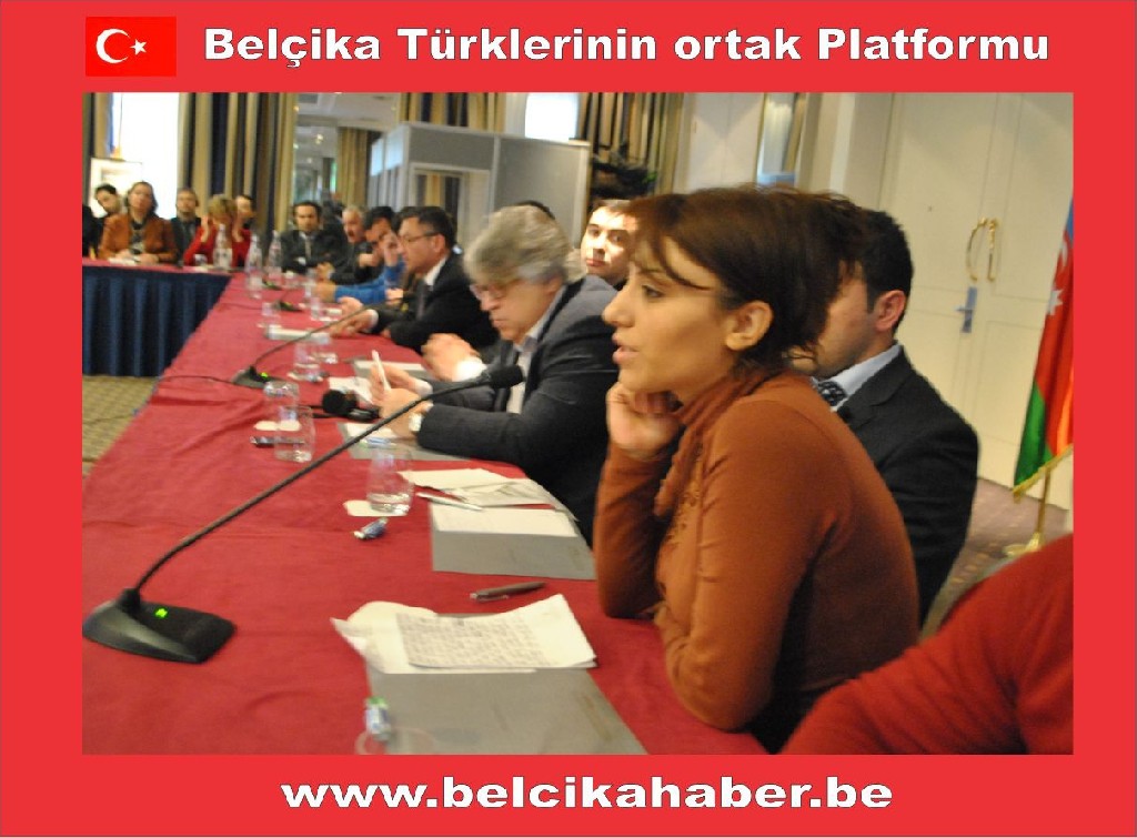 AZERBAYCAN BÜYÜKELÇİLİĞİ HOCALI ŞEHİTLERİNİ ANDI