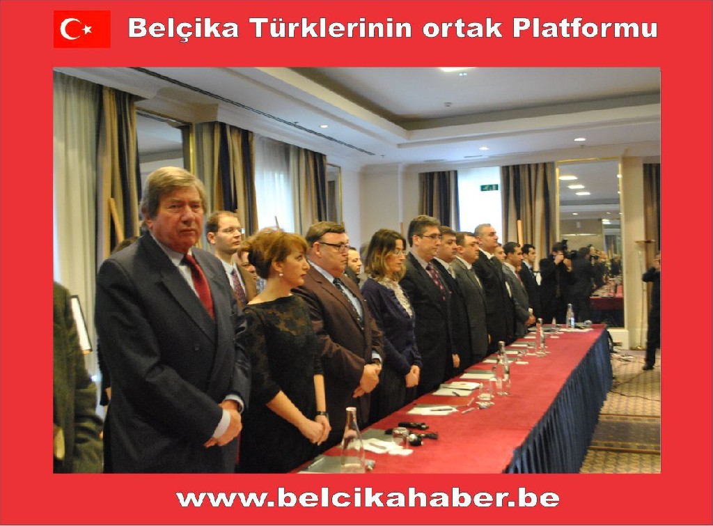 AZERBAYCAN BÜYÜKELÇİLİĞİ HOCALI ŞEHİTLERİNİ ANDI