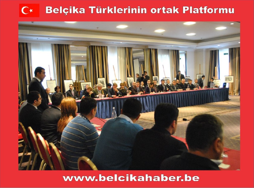 AZERBAYCAN BÜYÜKELÇİLİĞİ HOCALI ŞEHİTLERİNİ ANDI