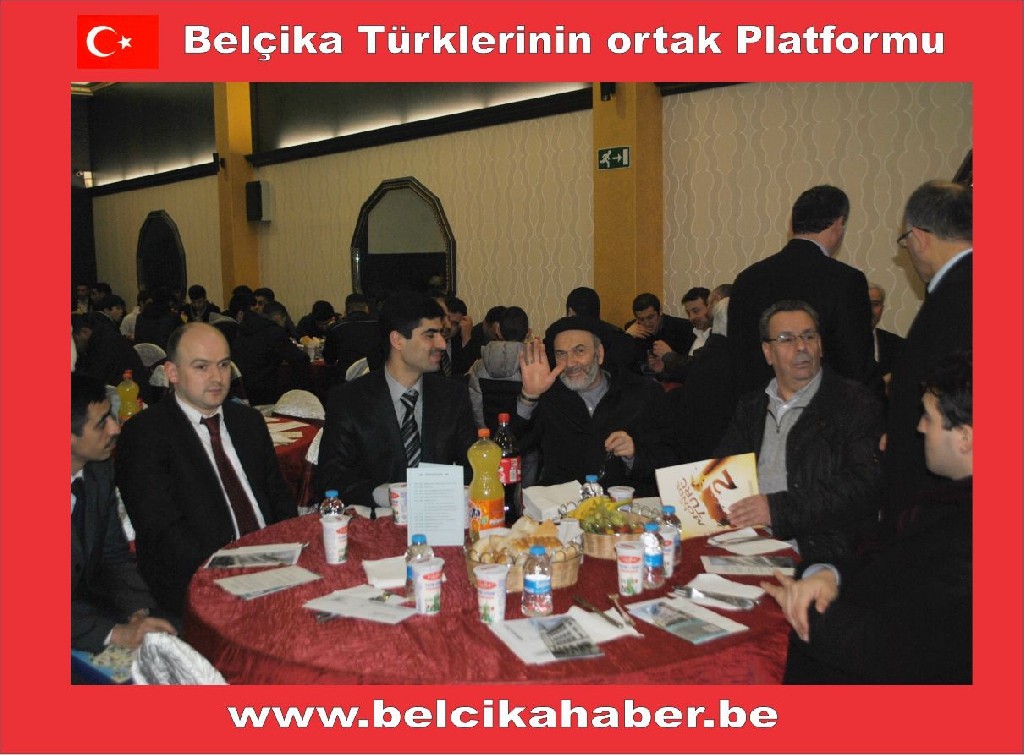 SELİMİYE CAMİİNE YARDIMDA YARIŞTILAR