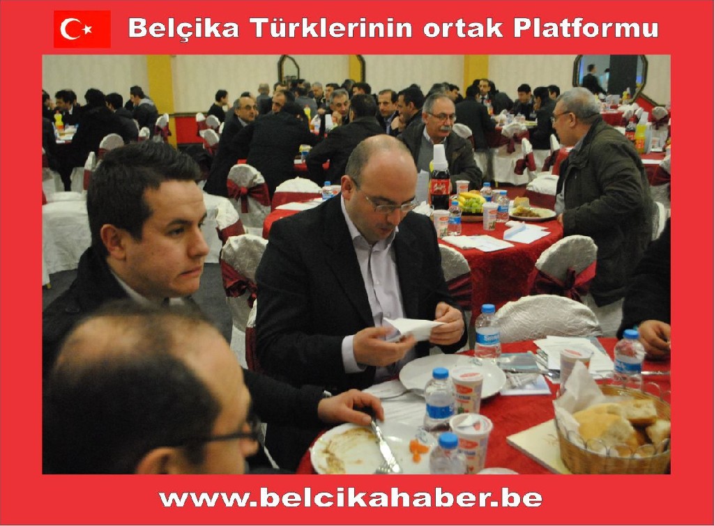 SELİMİYE CAMİİNE YARDIMDA YARIŞTILAR