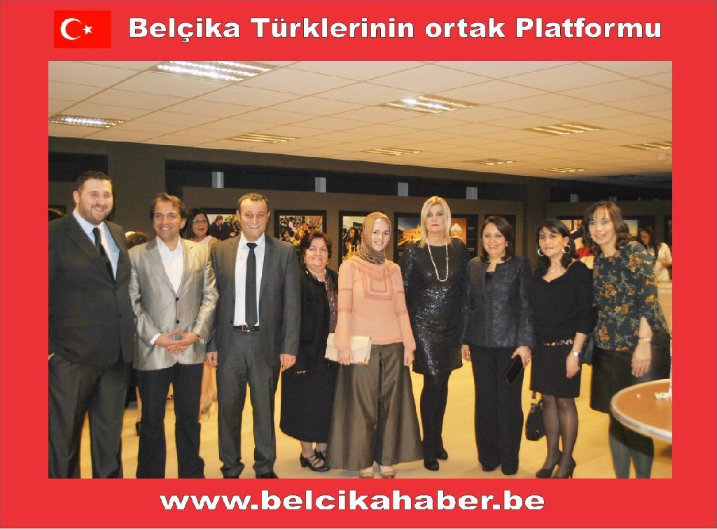 SANATÇI DERYA BAYKAL ONURUNA BİR RESEPSİYON VERDİLER