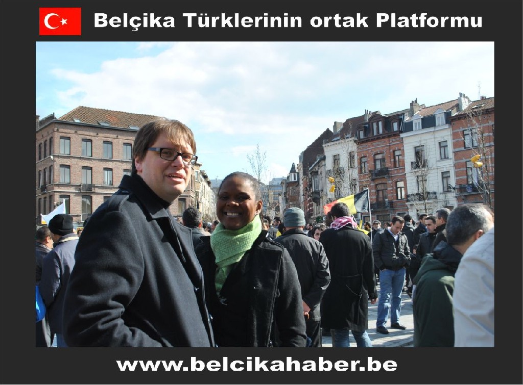 ŞEHİT EDİLEN ŞEYH ABDULLAH'A YÖNELİK SALDIRIYI BRÜKSEL'DE BİNLERCE KİŞİ KINADI
