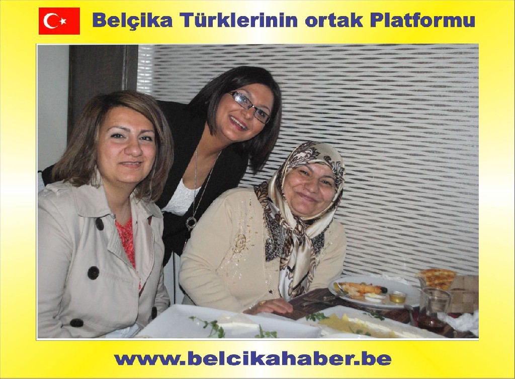 HAYRANLARI DERYA BAYKAL İLE SYNERGIE'NİN KAHVALTISINDA BİRARAYA GELDİ