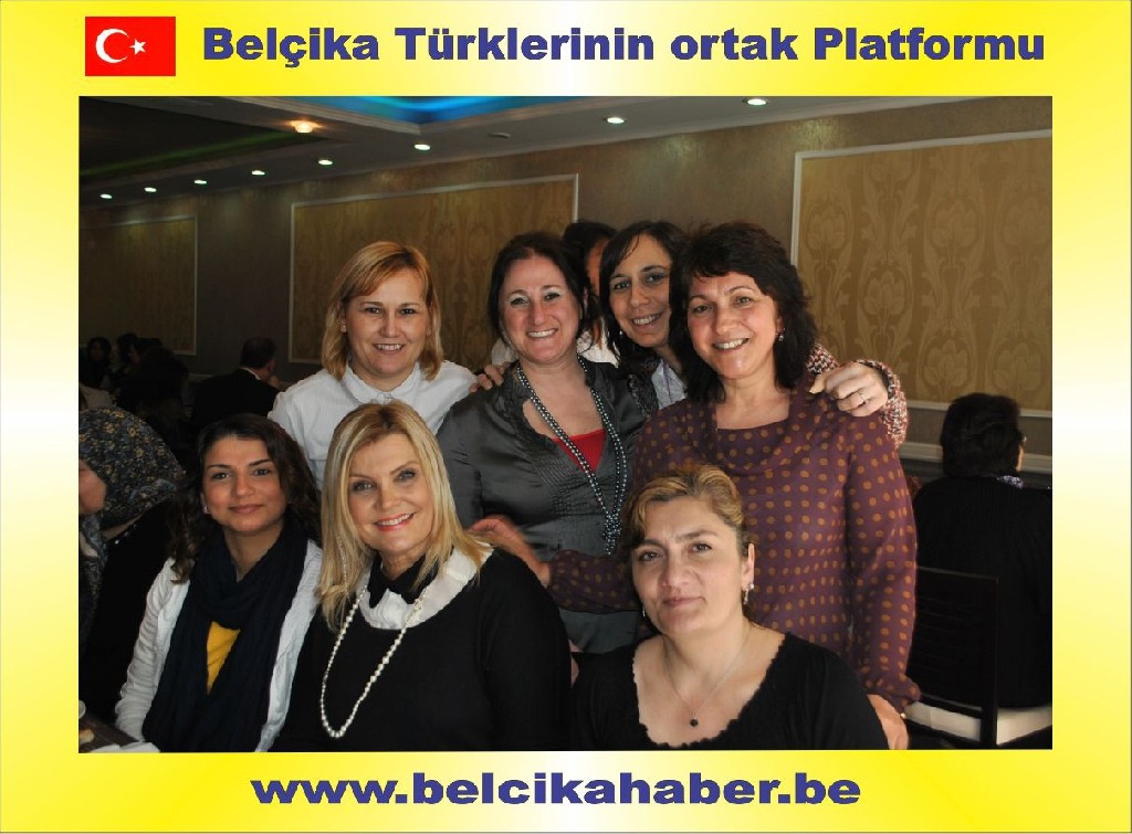 HAYRANLARI DERYA BAYKAL İLE SYNERGIE'NİN KAHVALTISINDA BİRARAYA GELDİ