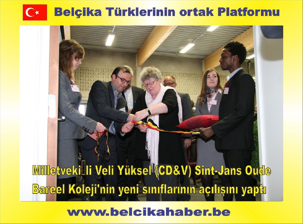 Milletvekili Veli Yüksel (CD&V) Sint-Jans Oude Bareel Koleji'nin yeni sınıflarının açılışını yaptı