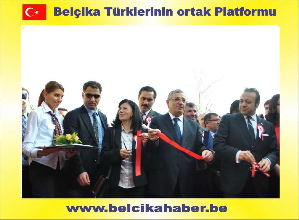 'DE RIETGORS' HOTELİ GÖRKEMLİ BİR TÖRENLE AÇILDI