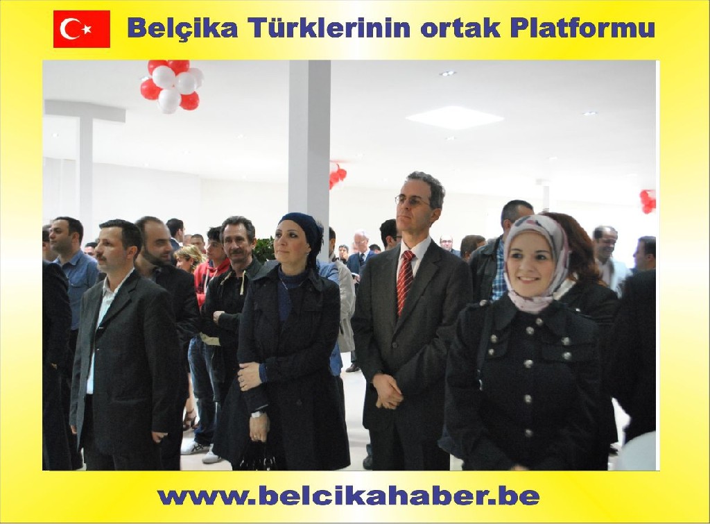 SAYLAM GRUP MAĞAZASINI BAKAN BAĞIŞ AÇTI
