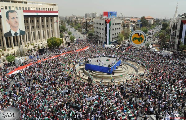 Suriye halkı, teröristleri ve destekçilerini protesto ettiler 