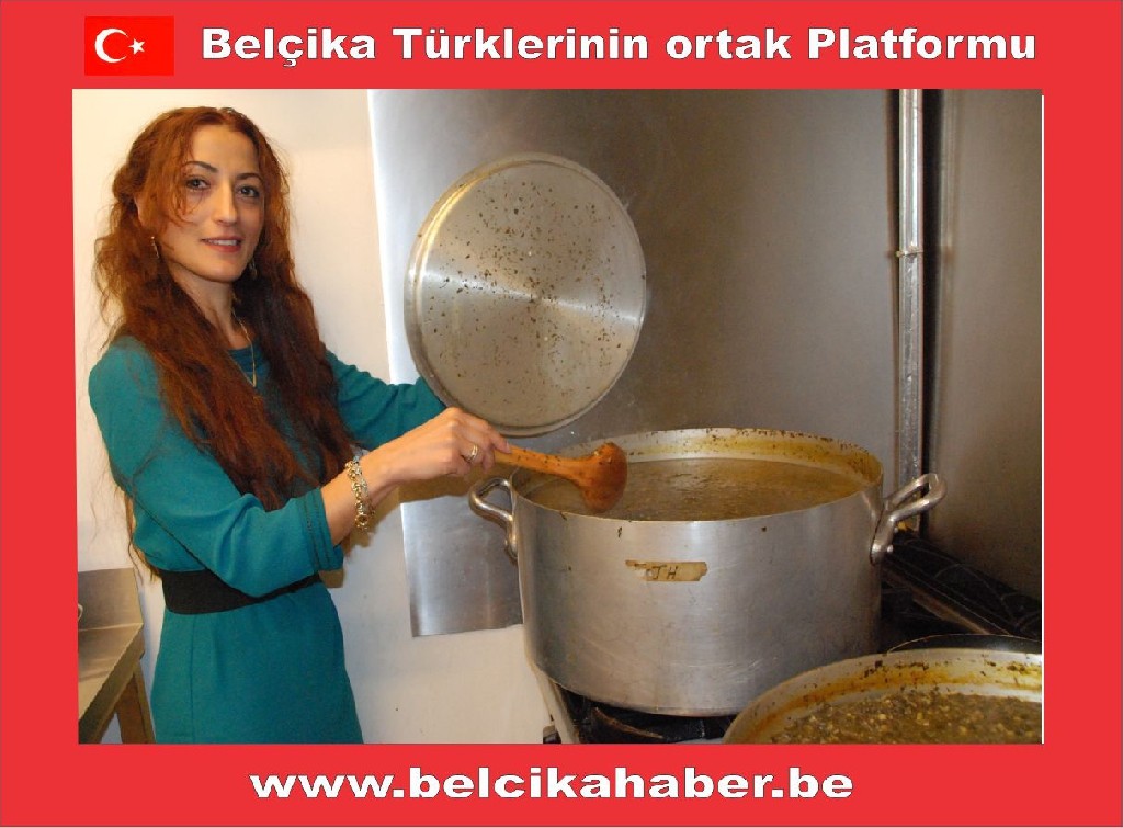 Hollanda Sivaslılar Platformu'ndan Aşık Veysel Dostluk ve Hizmet Ödülleri verildi  