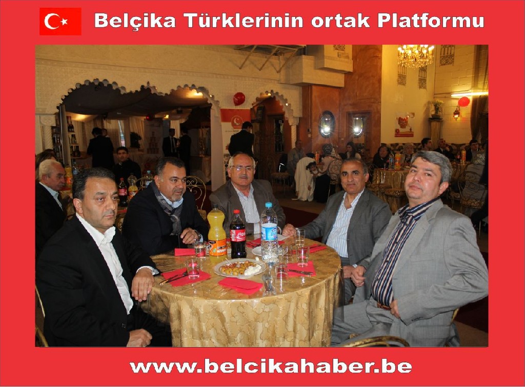 BEL-ESDER DERNEĞİ AÇILIŞINDA ESKİŞEHİR’LİLER BİRLİK SERGİLEDİ
