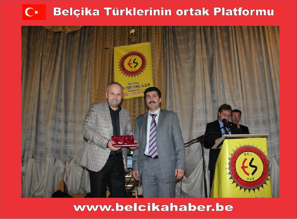BEL-ESDER DERNEĞİ AÇILIŞINDA ESKİŞEHİR’LİLER BİRLİK SERGİLEDİ